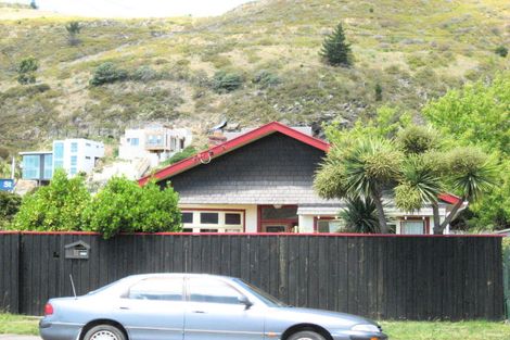 Photo of property in 11 Clark Street, Sumner, Christchurch, 8081