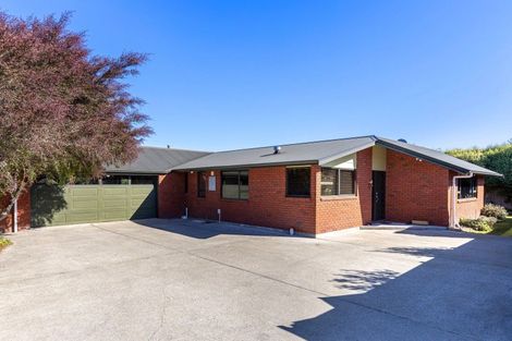 Photo of property in 16 De Castro Drive, Blenheim, 7201