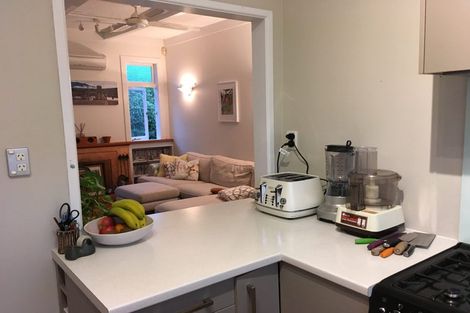 Photo of property in 1/7 Nile Road, Milford, Auckland, 0620