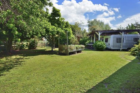 Photo of property in 13 Waingake Road, Manutuke, 4072