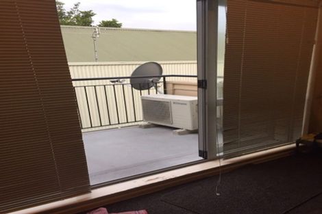 Photo of property in 327 Barbadoes Street, Christchurch Central, Christchurch, 8011