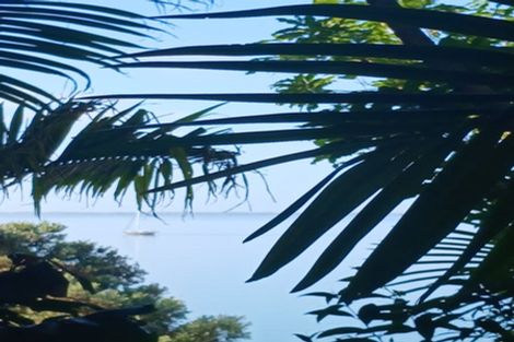 Photo of property in 102 Beach Road, Onerahi, Whangarei, 0110