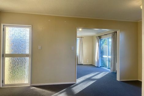 Photo of property in 11 Mossburn Grove, Kelson, Lower Hutt, 5010