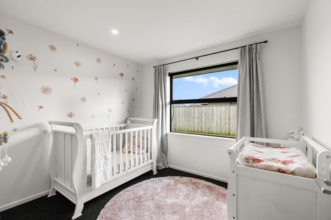 Photo of property in 10 Fairford Street, Rolleston, 7615