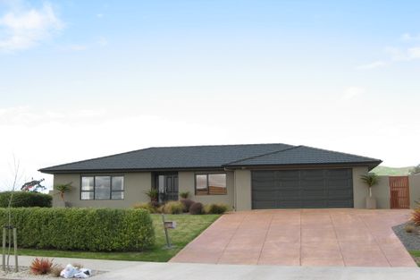 Photo of property in 1 Fairview Place, Havelock North, 4130