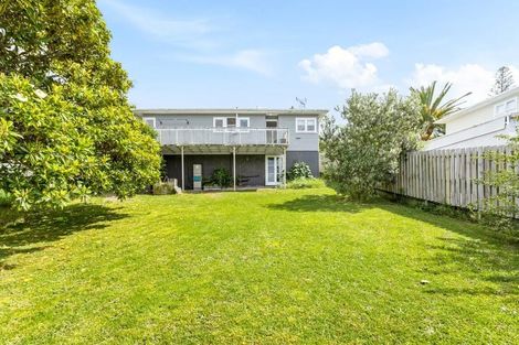 Photo of property in 16 Saffron Street, Birkdale, Auckland, 0626