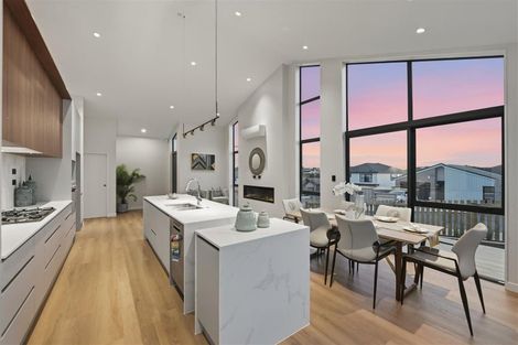 Photo of property in 10 Whale Bay Rise, Gulf Harbour, 0930