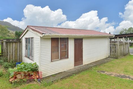 Photo of property in 9 Pukemiro Road, Te Kamo, Whangarei, 0112