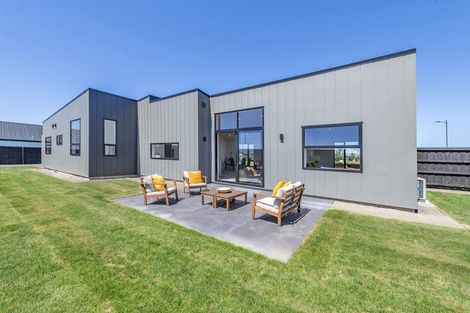 Photo of property in 12 Steggall Road, Rangiora, 7400