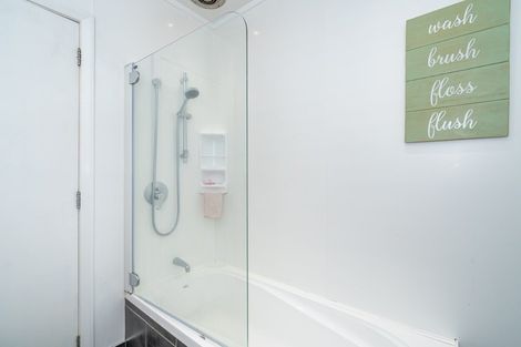 Photo of property in 24 Inglis Street, Mosgiel, 9024