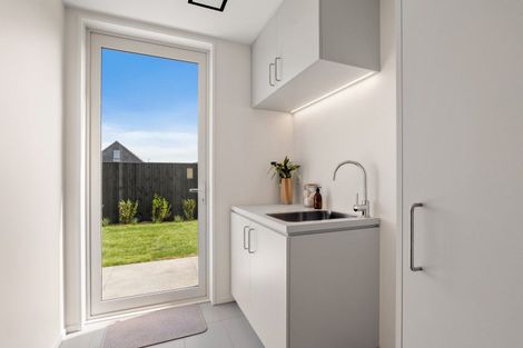 Photo of property in 37 Finstock Way, Rolleston, 7614