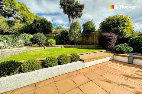 Photo of property in 15 Pioneer Crescent, Helensburgh, Dunedin, 9010