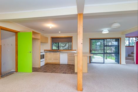 Photo of property in 32 Himatangi Street, Himatangi Beach, Foxton, 4891