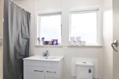 Photo of property in 19 Turner Drive, Western Heights, Rotorua, 3015