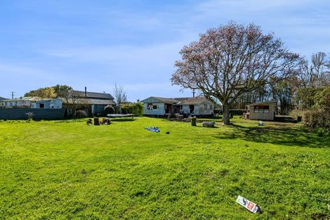 Photo of property in 45 Collingwood Street, Eltham, 4322