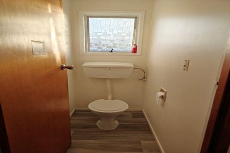 Photo of property in 5 Moncrieff Avenue, Clendon Park, Auckland, 2103