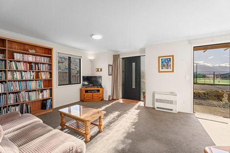 Photo of property in 206 Warren Street, Wanaka, 9305