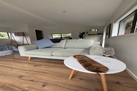 Photo of property in 4 Win Grove, Hatfields Beach, Orewa, 0931