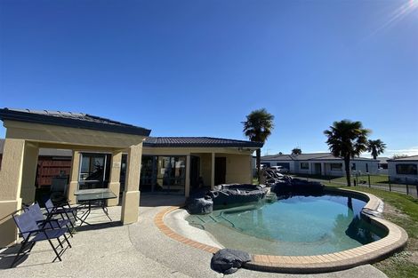 Photo of property in 5 Sudbury Court, Rototuna North, Hamilton, 3210