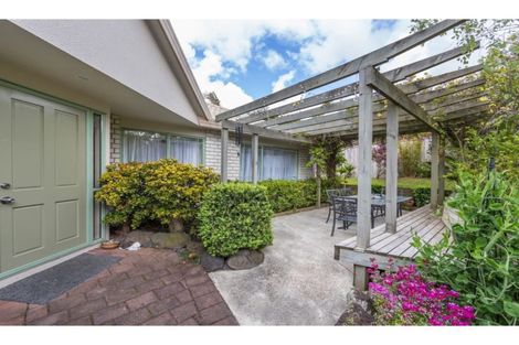 Photo of property in 41 Unsworth Drive, Unsworth Heights, Auckland, 0632