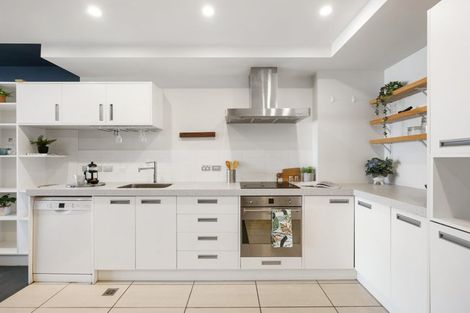 Photo of property in Monument Apartments, 3c/245 Wakefield Street, Te Aro, Wellington, 6011