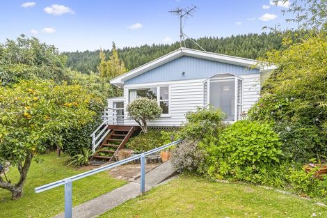 Photo of property in 93 Ruahine Street, Paraparaumu, 5032