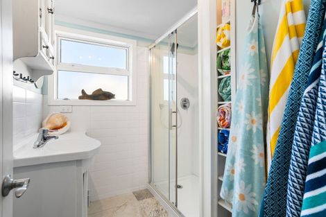 Photo of property in 118a Otahu Road, Whangamata, 3620