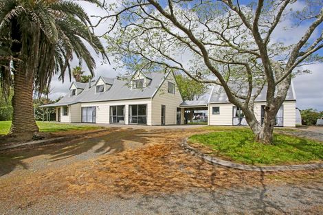 Photo of property in 42 Codlin Road, Waiuku, 2683