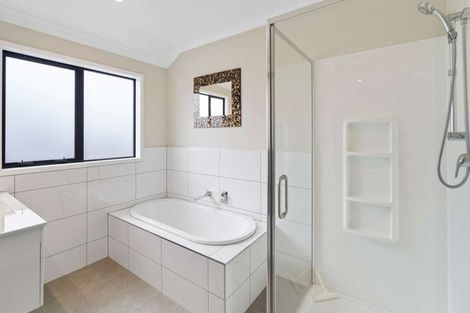 Photo of property in 14 Oakland Place, Ngongotaha, Rotorua, 3010