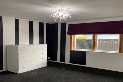 Photo of property in 22 Peters Avenue, Cloverlea, Palmerston North, 4412