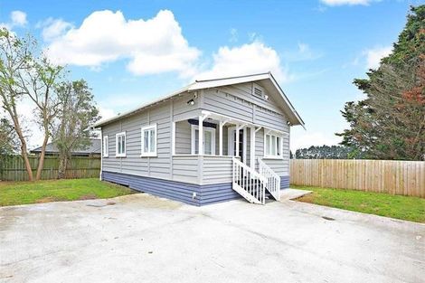 Photo of property in 110a Manuroa Road, Takanini, 2112