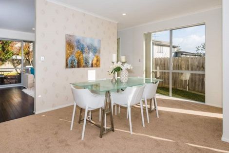 Photo of property in 3 Mulroy Place, Pinehill, Auckland, 0632