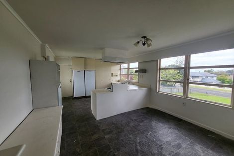 Photo of property in 25 James Tyler Crescent, Lynfield, Auckland, 1042