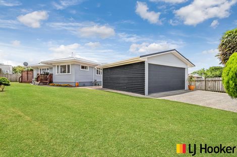 Photo of property in 37 Hooper Avenue, Pukekohe, 2120