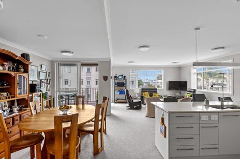 Photo of property in 30 Eaves Bush Parade, Orewa, 0931