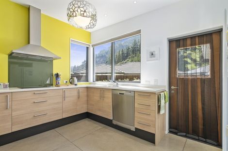 Photo of property in 11 Tindle Place, The Brook, Nelson, 7010