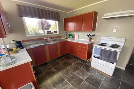 Photo of property in 11 Otaki Place, Westbrook, Palmerston North, 4412