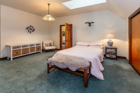 Photo of property in 33 O'connor Place, Burnside, Christchurch, 8053