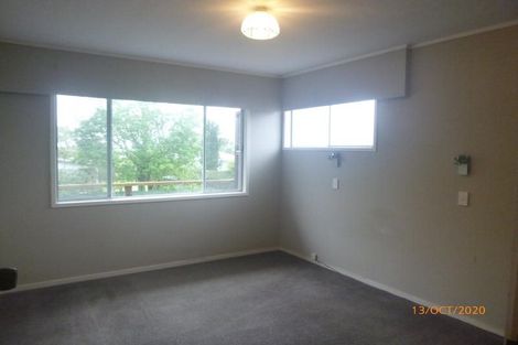 Photo of property in 2/1b Divich Avenue, Te Atatu South, Auckland, 0610