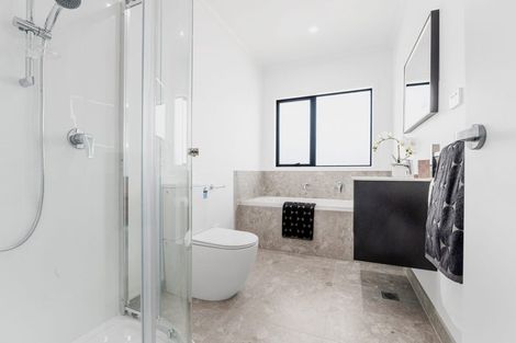 Photo of property in 1/146 Rimu Street, Maeroa, Hamilton, 3200