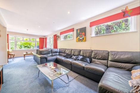 Photo of property in 168 Miromiro Road, Normandale, Lower Hutt, 5010