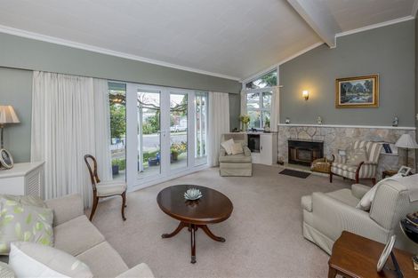 Photo of property in 16 Stuart Street, Levin, 5510