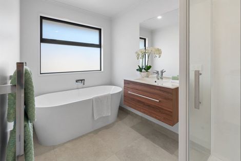 Photo of property in 102 Ed Hillary Drive, Rolleston, 7615