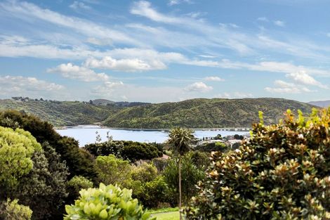 Photo of property in 11 Glengavel Grove, Papakowhai, Porirua, 5024