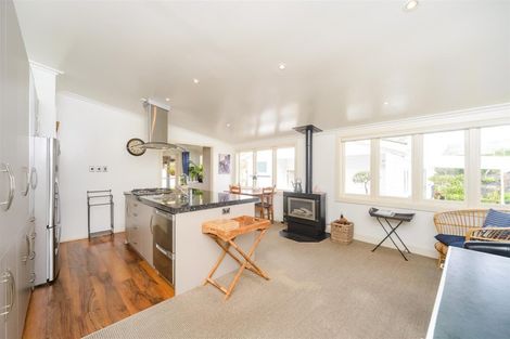 Photo of property in 23 Follett Street, Marton, 4710