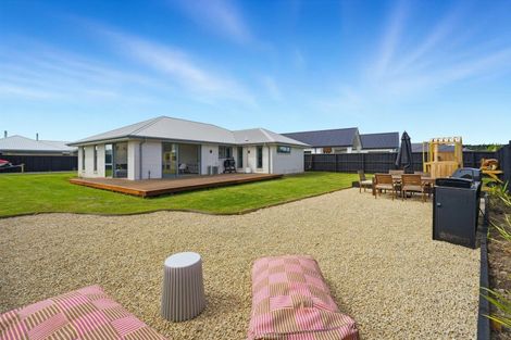 Photo of property in 5 Hunter Lane, Amberley, 7410