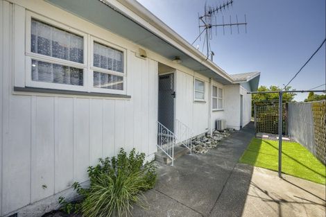 Photo of property in 2/45 Riverbend Road, Onekawa, Napier, 4110