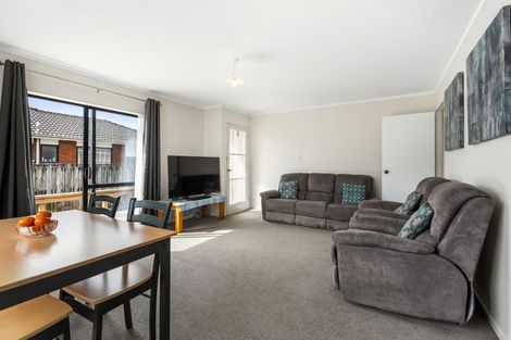 Photo of property in 3/34 Wairau Avenue, Avondale, Auckland, 1026