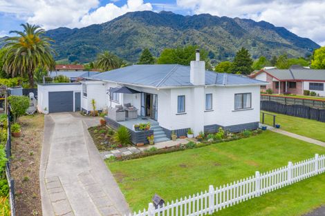 Photo of property in 86 Stanley Avenue, Te Aroha, 3320