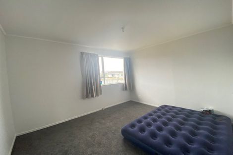 Photo of property in 8 Garth Place, Manurewa, Auckland, 2102